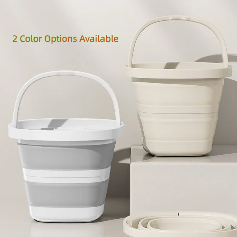 Collapsible bucket folded flat